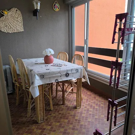 Port , De La Apartament Leucate